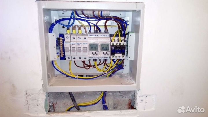 Электрик, электромонтажник