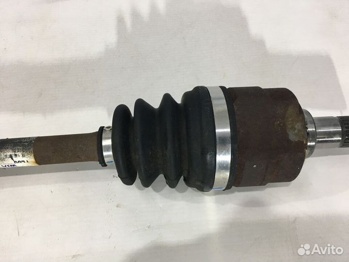 Привод левый Kia Venga