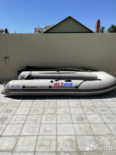 Продается лодка altair пвх с мотором