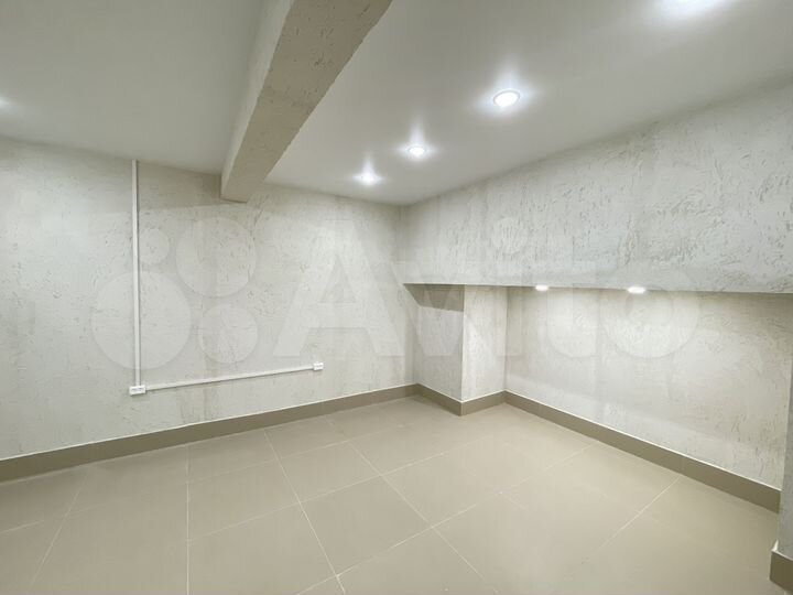 Помещение, 17.2 м2, новый ремонт, первая линия