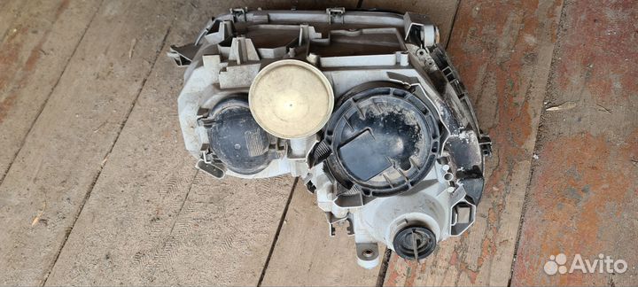 Передний фары на W203