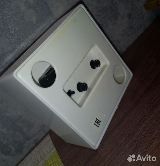 Часы будильник