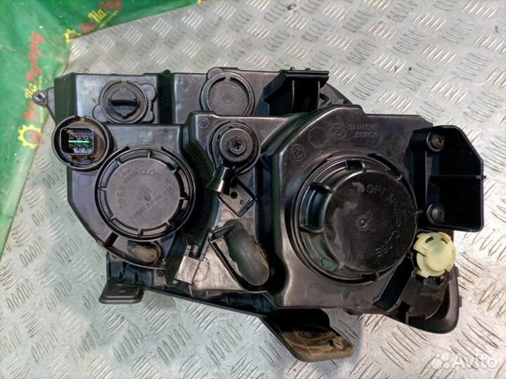 Фара передняя левая Kia Mohave внедорожник 5 дв