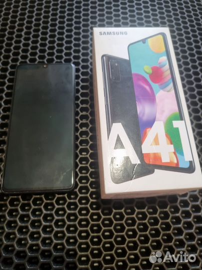 Samsung Galaxy A41, 4/64 ГБ