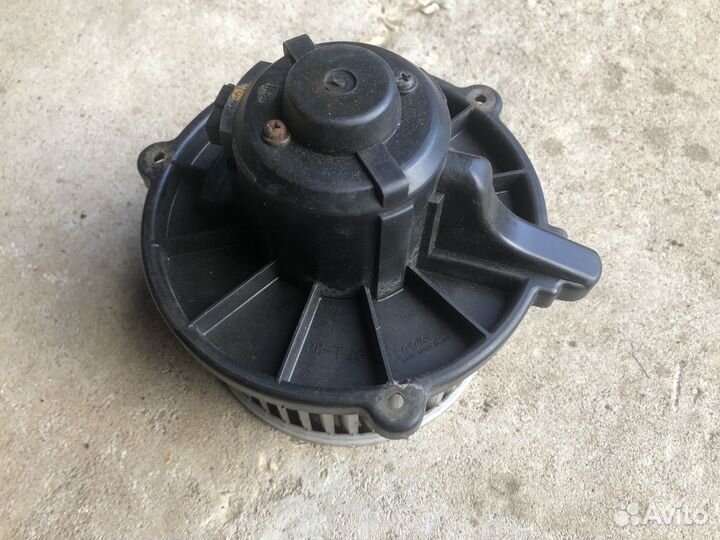 Моторчик печки Киа Шума 1 1998г