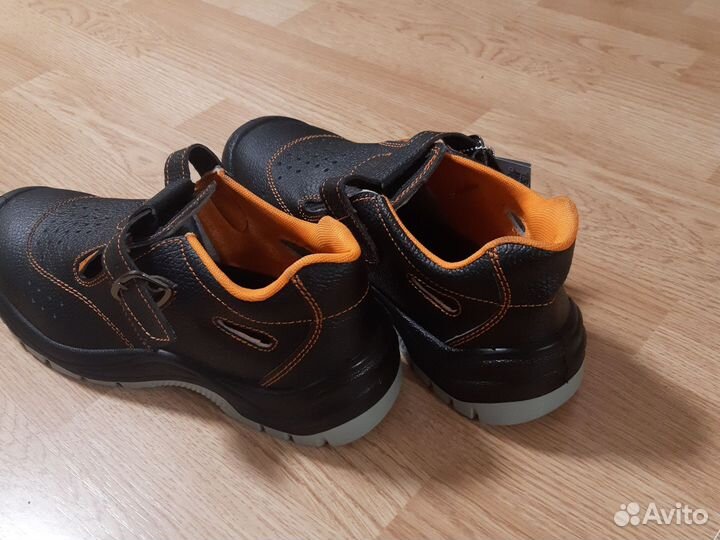 Полуботинки с перфорацией Мистраль