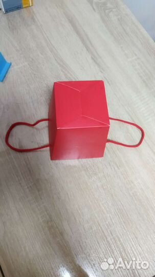 Коробка подарочная