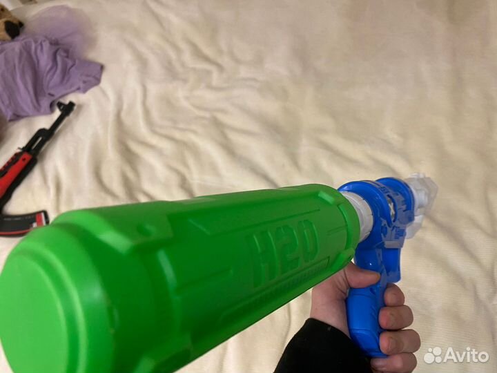 Водный пистолет