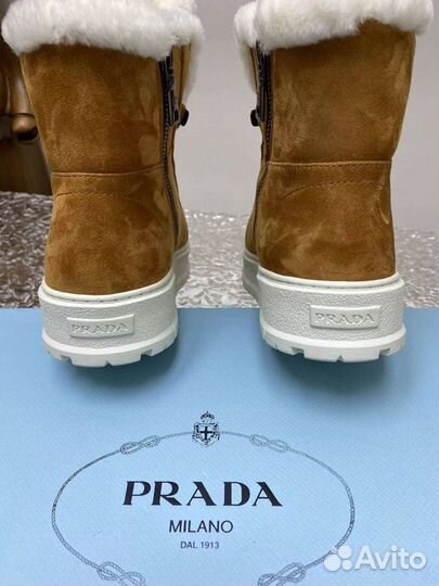 Ботинки Prada