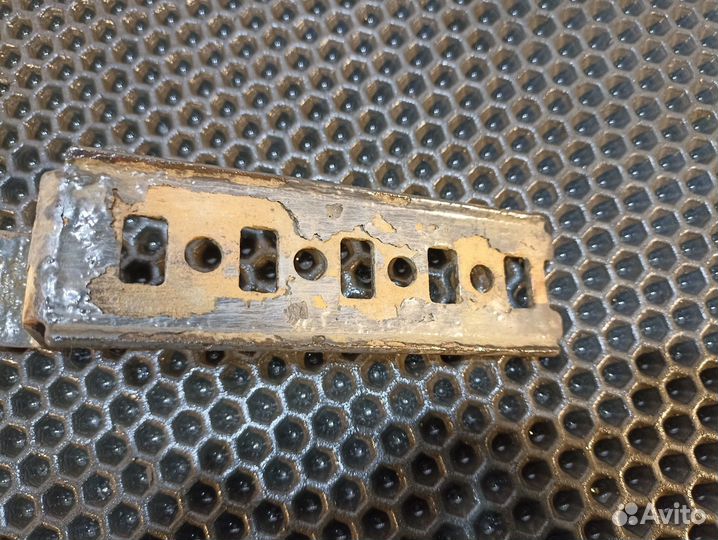 Кронштейн трубопроводов Renault Premium, Renault T