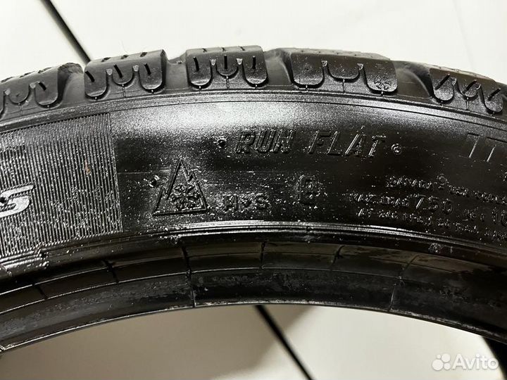 Pirelli P Zero Winter 245/40 R19