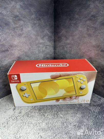 Nintendo switch Lite + игры + чип