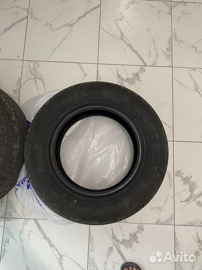 Infinity Tyres EcoTrek 215/70 R16