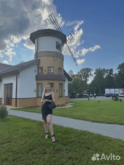 Платье вечернее со стразами