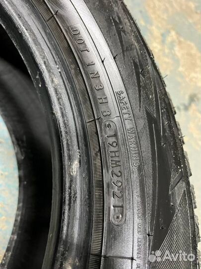 Toyo Observe GSi-6 LS 215/65 R16 98H