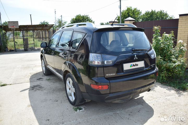 Mitsubishi Outlander 2.4 CVT, 2008, 300 000 км