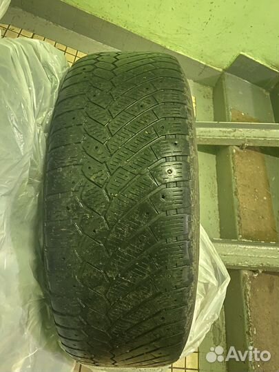 R17 Continental ContiExtremeContact 235/65, PCD 5x130 DIA 71.5