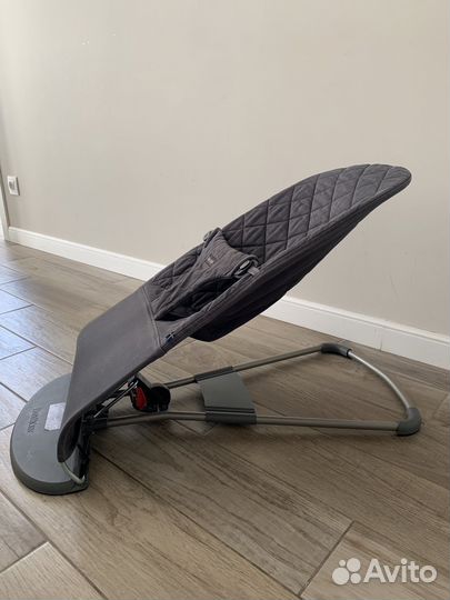 Шезлонг babybjorn