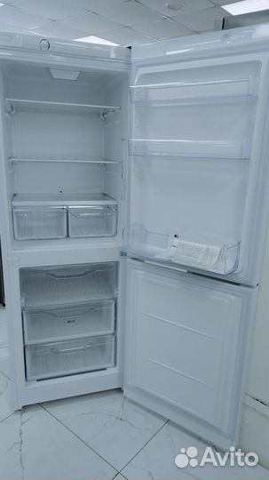 Холодильник indesit, как Новый