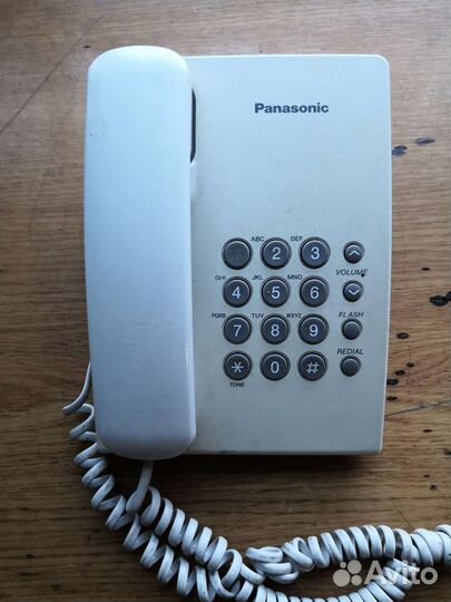 Стационарный телефон panasonic