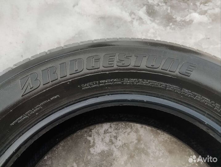 Bridgestone Dueler H/T D687 225/65 R17 30H