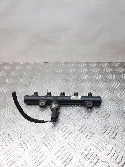 Топливная рампа Ford Mondeo хэтчбэк 5 дв. 2.0 qxba