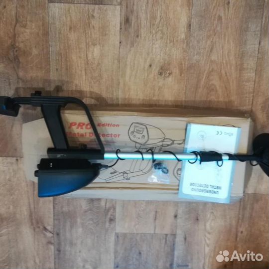 Металлоискатель новый