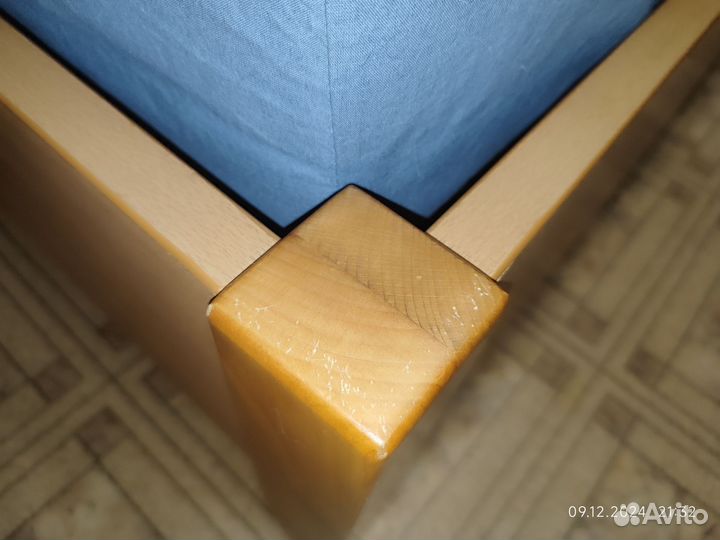 Кровать двухспальная 160 200 деревянная