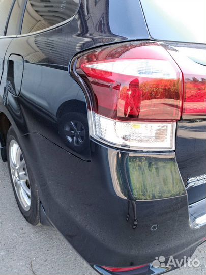 Левый стоп сигнал Fielder