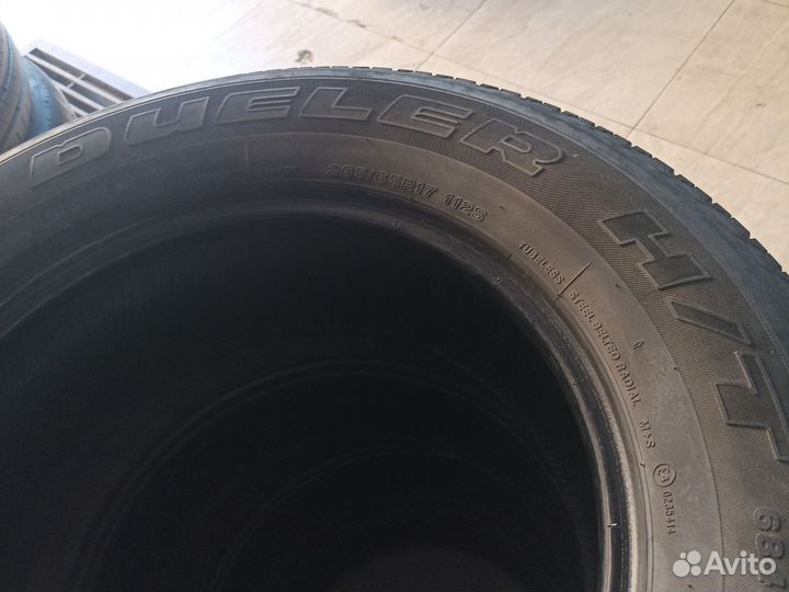 Bridgestone Dueler H/T 684II 265/65 R17