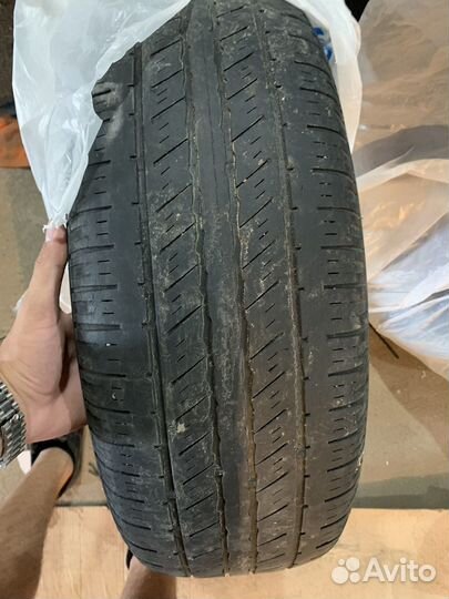 Hankook Dynapro HP RA23 215/65 R16 98H
