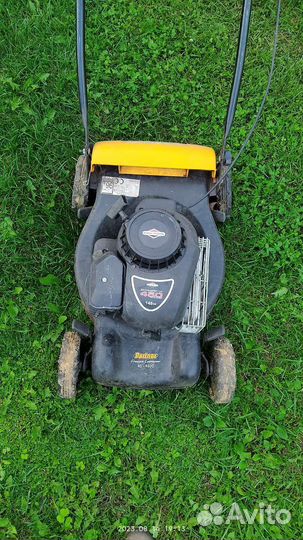 Газонокосилка бензиновая бу