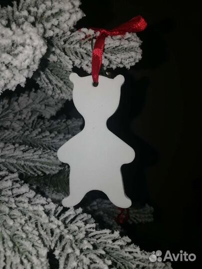 Новогодние ёлочные игрушки