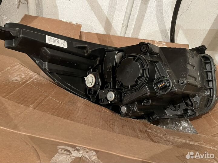 Фара для kia picanto 2022 битая