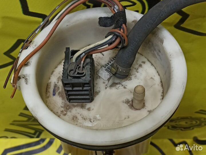 Топливный насос Bmw X5 E53 N62B44 2004