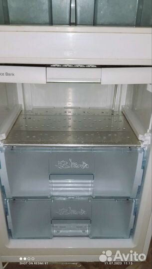 Холодильник веко