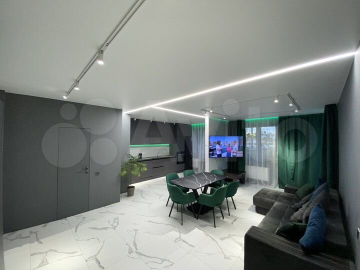 3-к. квартира, 82 м², 14/14 эт.