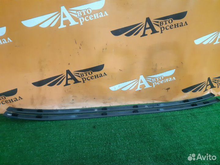 Молдинг крыши Daewoo Nexia седан 1.5 8кл 2011