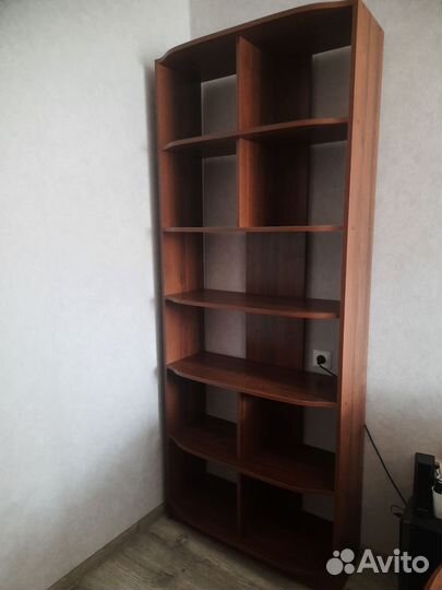 Книжные полки