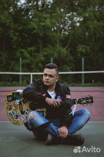 Преподаватель по гитаре, репетитор по гитаре