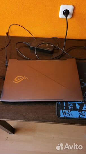 Asus ROG strix i7-8750H GTX 1070 16GB 512GB SSD