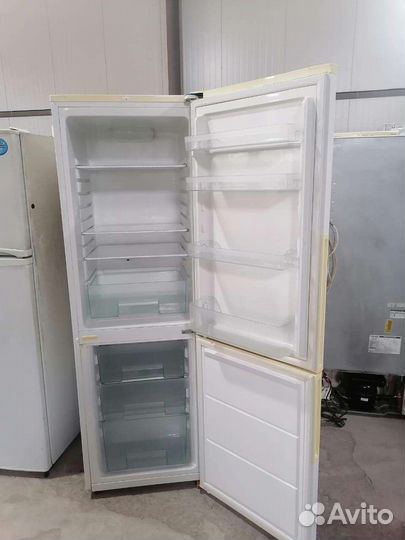 Холодильник Samsung б/у с гарантией