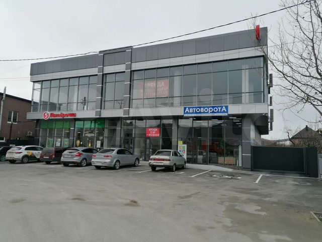 Аренда торговая площадь, 735 м²
