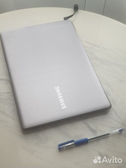 Ноутбук (ультрабук) Samsung NP730U3E-K02.ф