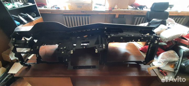 Панель приборов 