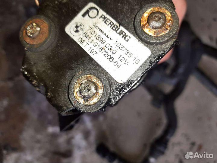 Дополнительная водяная помпа бмв