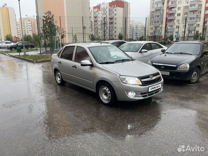 LADA Granta 1.6 МТ, 2013, 218 000 км