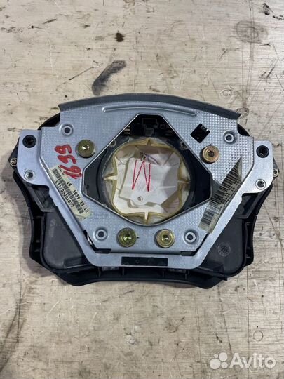 Подушка безопасности водителя Mercedes-Benz