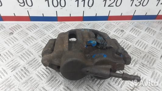 Суппорт тормозной передний правый mercedes benz vi