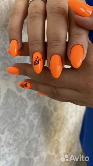 Маникюр, наращивание ресниц